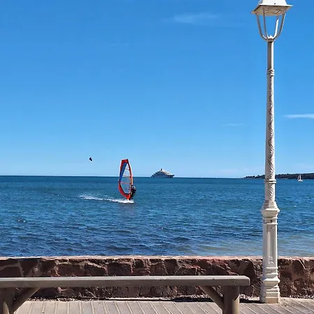 Appartement Two Bedrooms Near Cannes
